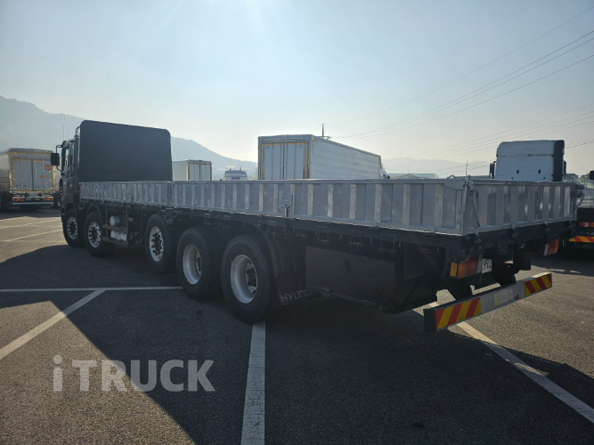 현대 트라고 520 앞축 카고 25톤 오토 3