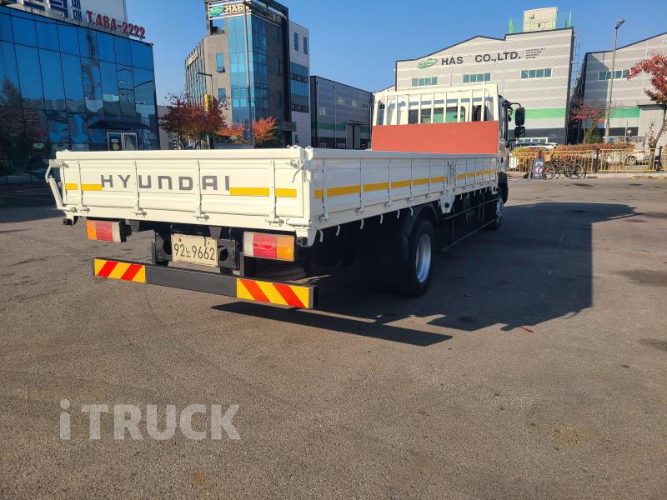 현대 메가트럭 250 단바리 카고 5톤 수동 5