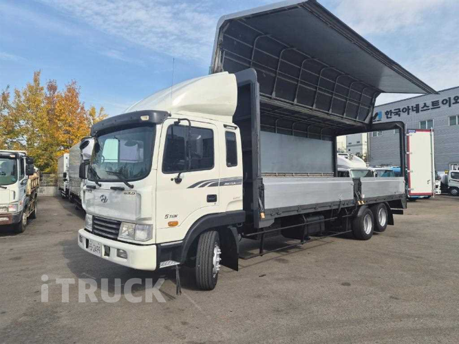 현대 메가트럭 250 후축 윙바디 4.5톤 수동 8