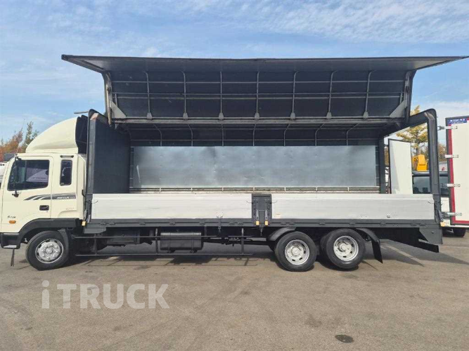 현대 메가트럭 250 후축 윙바디 4.5톤 수동 9