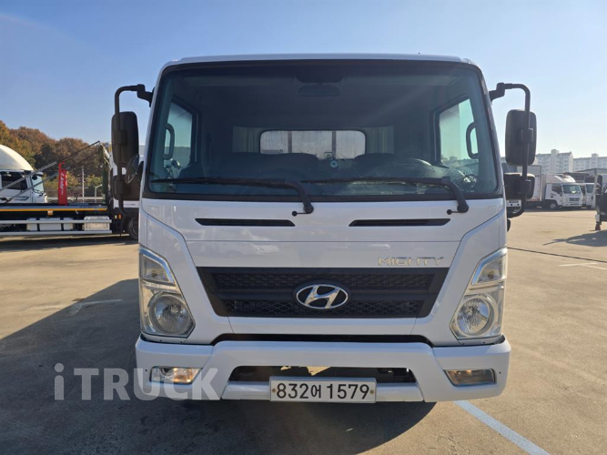 현대 올뉴마이티 2.5톤 카고 슈퍼캡 1