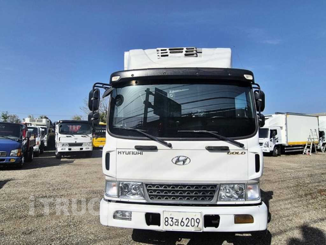 현대 메가트럭 280 단바리 윙바디 5톤 수동 1