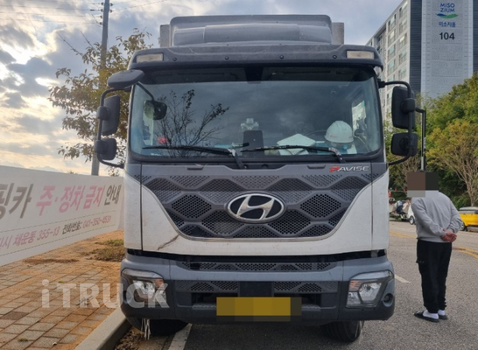 현대 파비스 325 후축 상승윙바디 8.5톤 오토 2