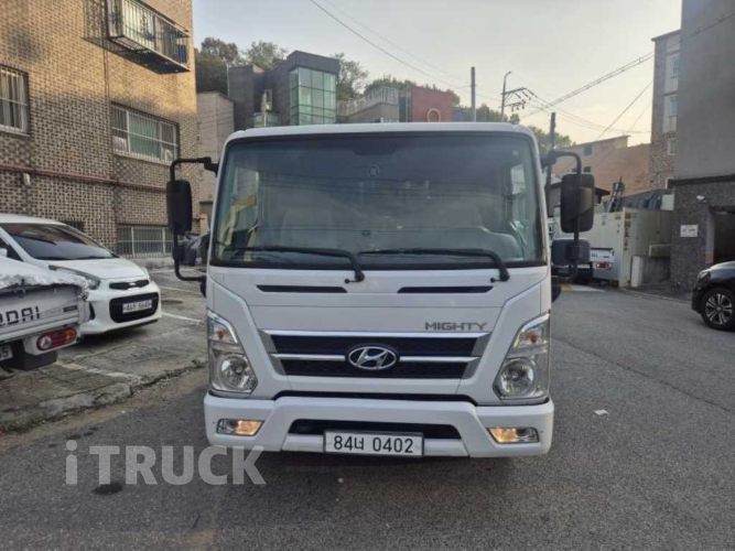 현대 올뉴마이티 3.5톤 카고 슈퍼캡 1