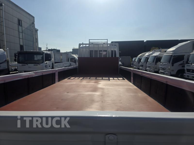 현대 메가트럭 280 단바리 카고 4.5톤 수동 10