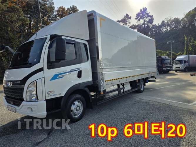 타타대우 더쎈 4톤 광폭 윙바디 데이캡(슈퍼캡, 킹캡) 2