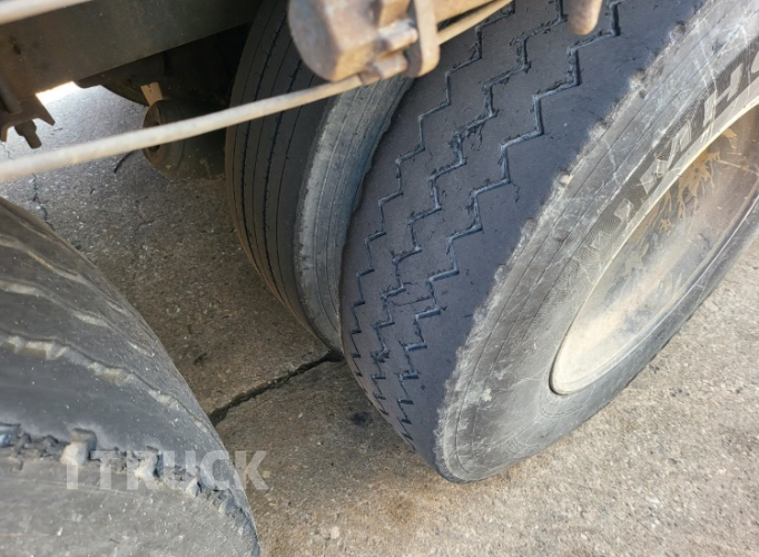 현대 25톤 540 앞축 오토 8