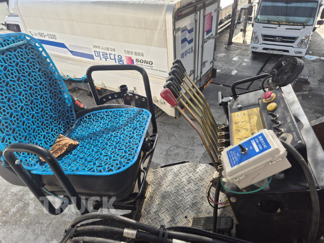 현대 올뉴마이티 집게차 170 3.5톤 수동 없음(순정) 9