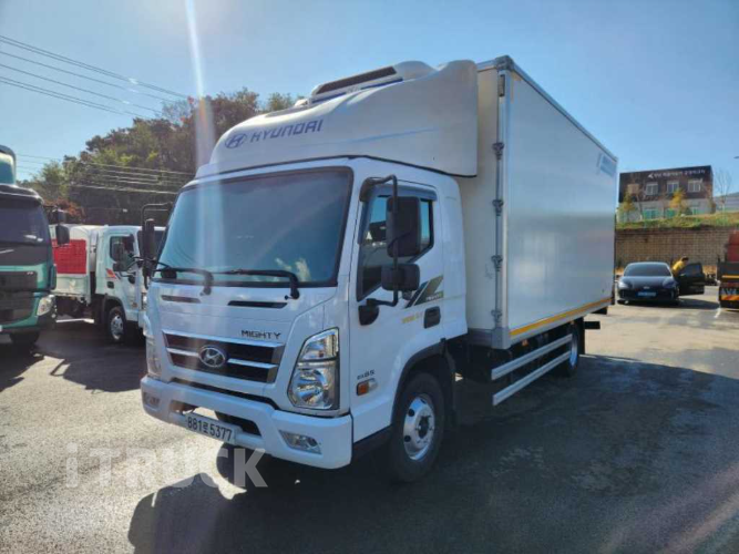 현대 올뉴마이티 3.5톤 광폭 냉동탑 1