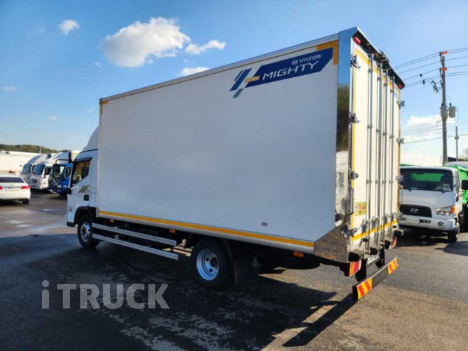 현대 올뉴마이티 3.5톤 광폭 냉동탑 4