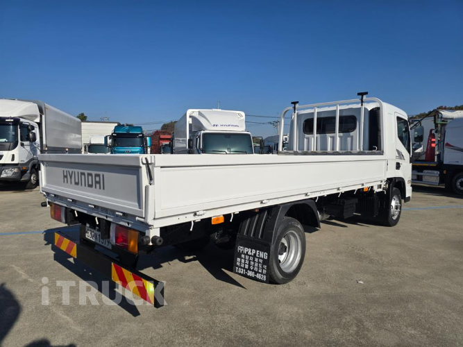 현대 올뉴마이티 2.5톤 카고 슈퍼캡 6