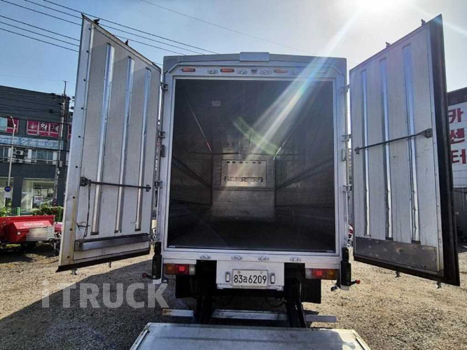 현대 메가트럭 280 단바리 윙바디 5톤 수동 9