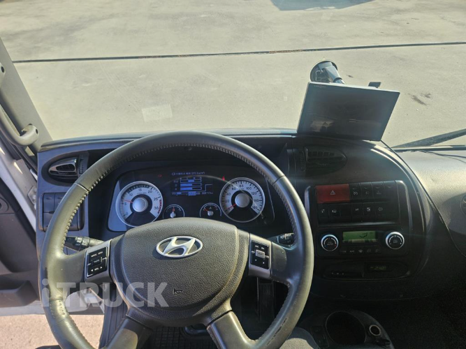 현대 메가트럭 280 단바리 카고 4.5톤 수동 14