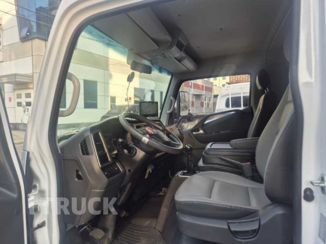 현대 올뉴마이티 3.5톤 카고 슈퍼캡 8