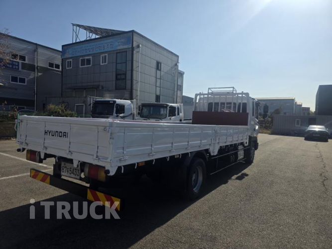 현대 메가트럭 280 단바리 카고 4.5톤 수동 6