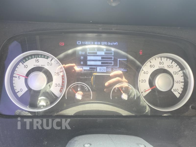 현대 메가트럭 280 단바리 카고 4.5톤 수동 13