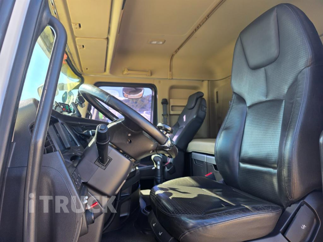 현대 트라고 암롤 440 26톤 수동 앞축 13