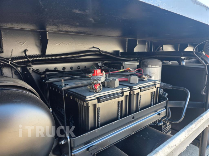 현대 트라고 암롤 440 26톤 수동 앞축 12