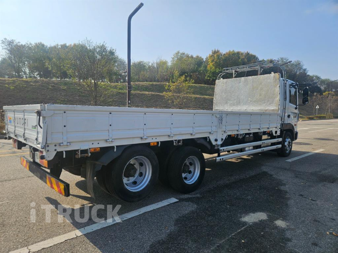 현대 메가트럭 280 후축 카고 4.5톤 수동 4