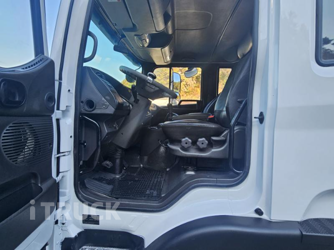 현대 메가트럭 250 단바리 카고 5톤 수동 11