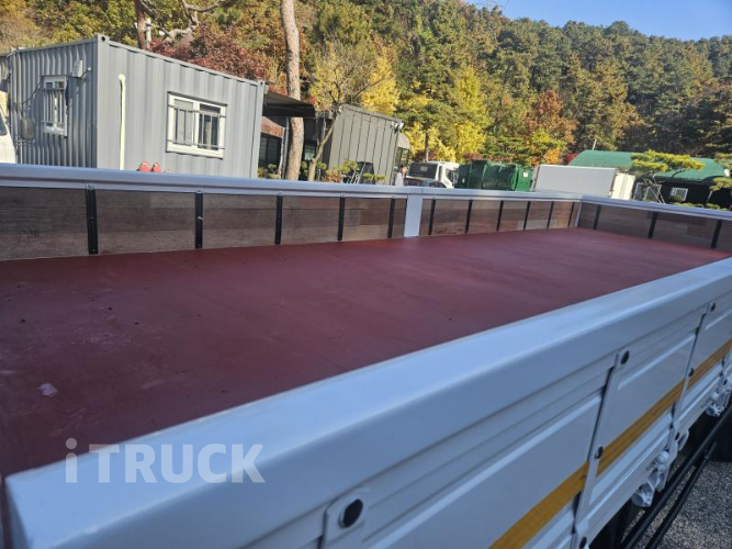 현대 메가트럭 250 단바리 카고 5톤 수동 6