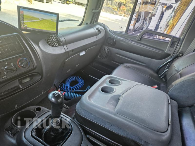 현대 메가트럭 250 단바리 카고 5톤 수동 12