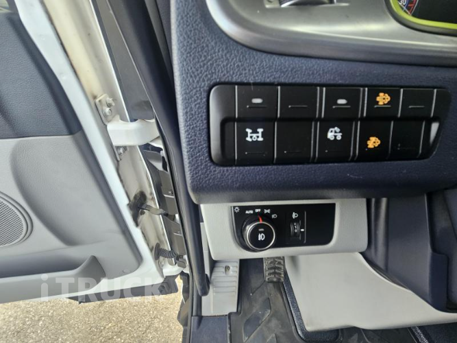 현대 파비스 300 후축 윙바디 8톤 수동 13