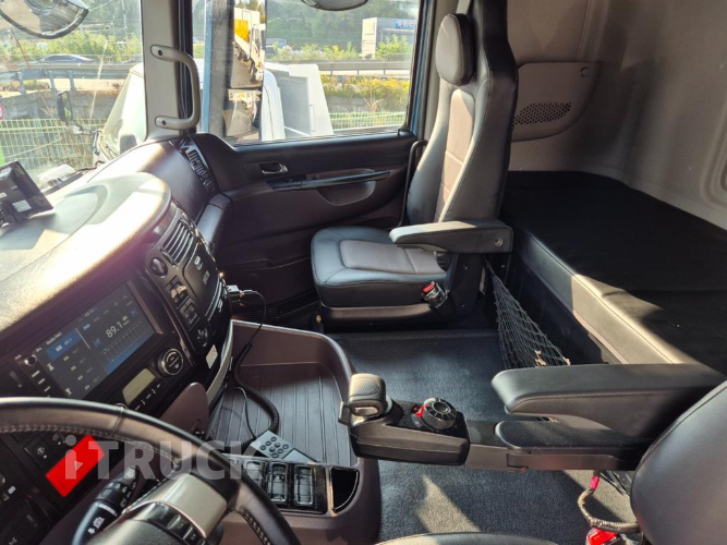 타타대우 프리마 320 후축 윙바디 11톤 오토 10