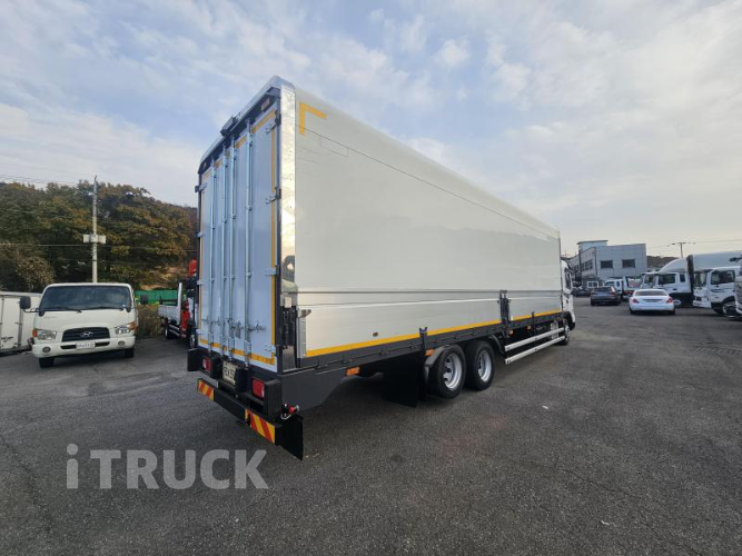 현대 파비스 300 후축 윙바디 8톤 수동 4