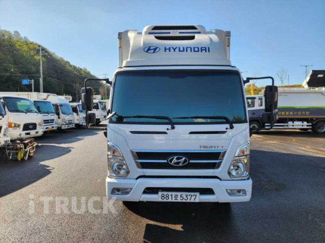 현대 올뉴마이티 3.5톤 광폭 냉동탑 2