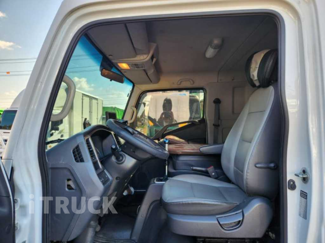 현대 올뉴마이티 3.5톤 광폭 냉동탑 11