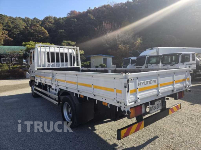 현대 메가트럭 280 단바리 카고 5톤 수동 2