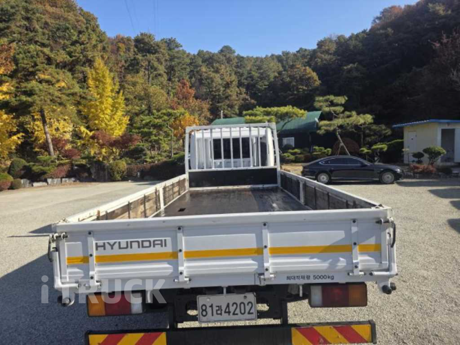 현대 메가트럭 280 단바리 카고 5톤 수동 6