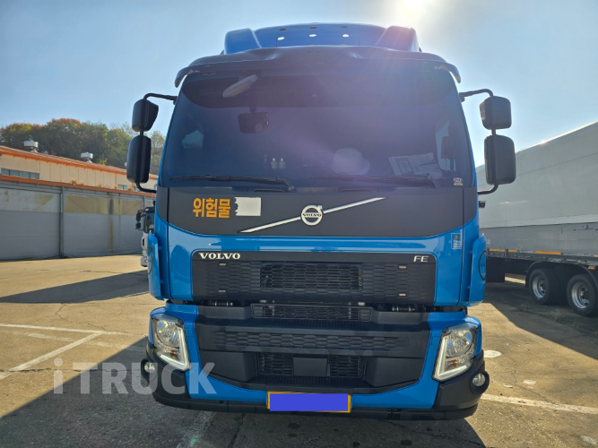 볼보 FE 350 후축 윙바디 10.5톤 오토 1