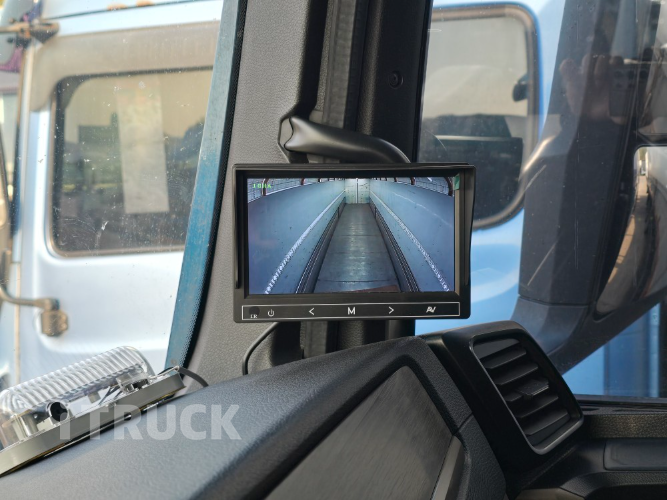 만 TGM 320 후축 윙바디 11.2톤 오토 16