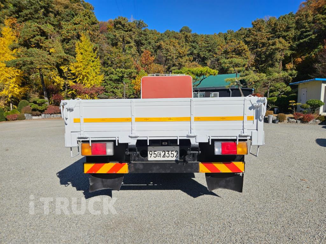 현대 메가트럭 280 앞축 카고 4.5톤 수동 6