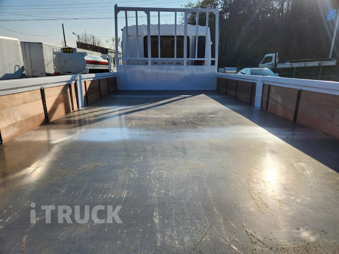 현대 메가트럭 280 단바리 카고 4.5톤 수동 8