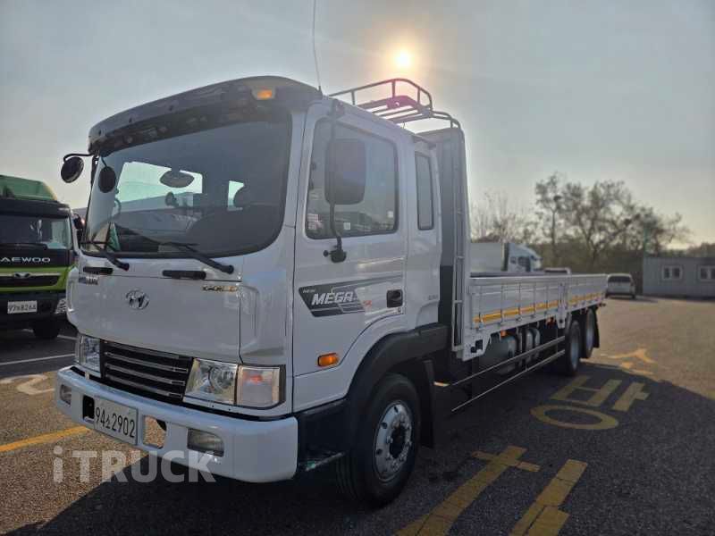 현대 메가트럭 260 후축 카고 4.5톤 수동 0