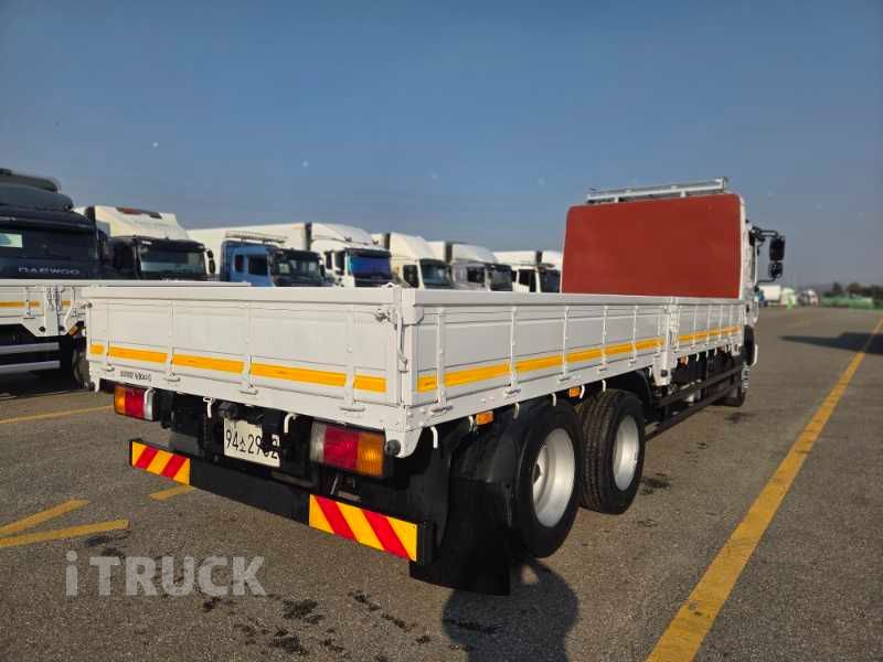 현대 메가트럭 260 후축 카고 4.5톤 수동 8