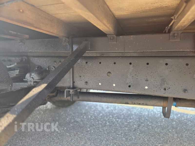 현대 메가트럭 260 후축 카고 4.5톤 수동 12