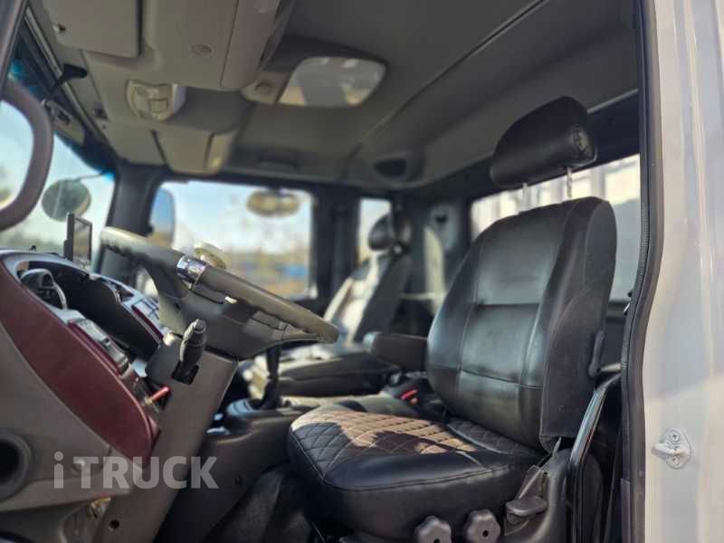 현대 메가트럭 260 후축 카고 4.5톤 수동 16