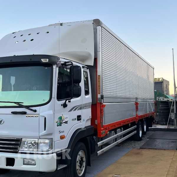 현대 메가트럭 280 후축 냉장윙 4.5톤 수동 0