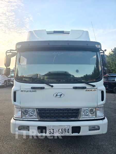 현대 메가트럭 270 단바리 냉장윙 4.5톤 수동 1