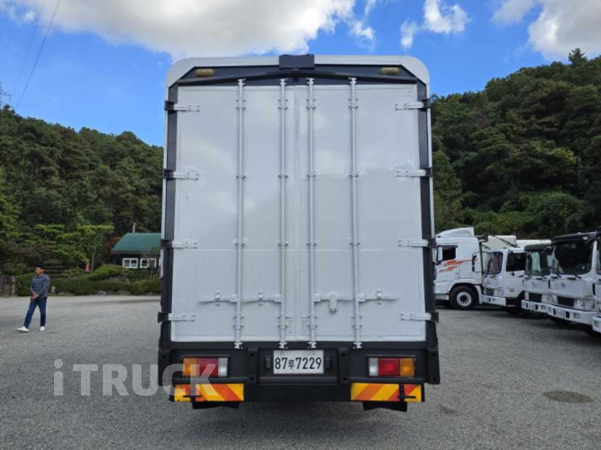현대 메가트럭 250 앞축 윙바디 4.5톤 수동 4