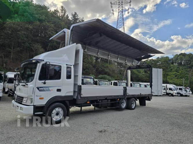 현대 메가트럭 250 앞축 윙바디 4.5톤 수동 7