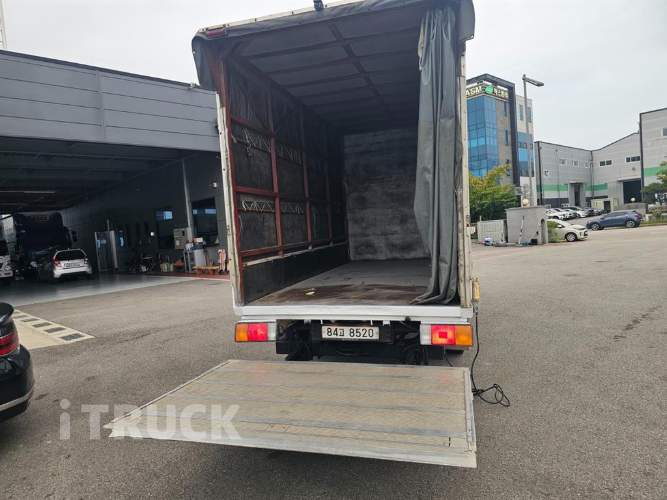 현대 올뉴마이티 2.5톤 슈퍼캡 6