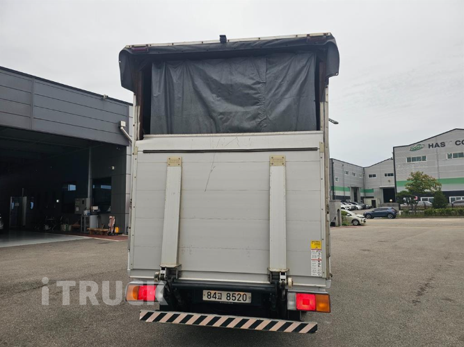 현대 올뉴마이티 2.5톤 슈퍼캡 5