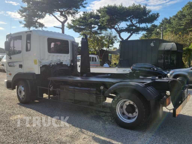 현대 메가트럭 암롤 250 7톤 수동 단바리 3
