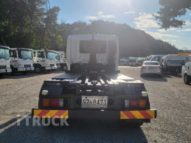 현대 메가트럭 암롤 250 7톤 수동 단바리 4