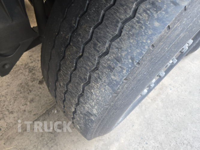 현대 트라고 520 앞사바리 카고 25톤 오토 11